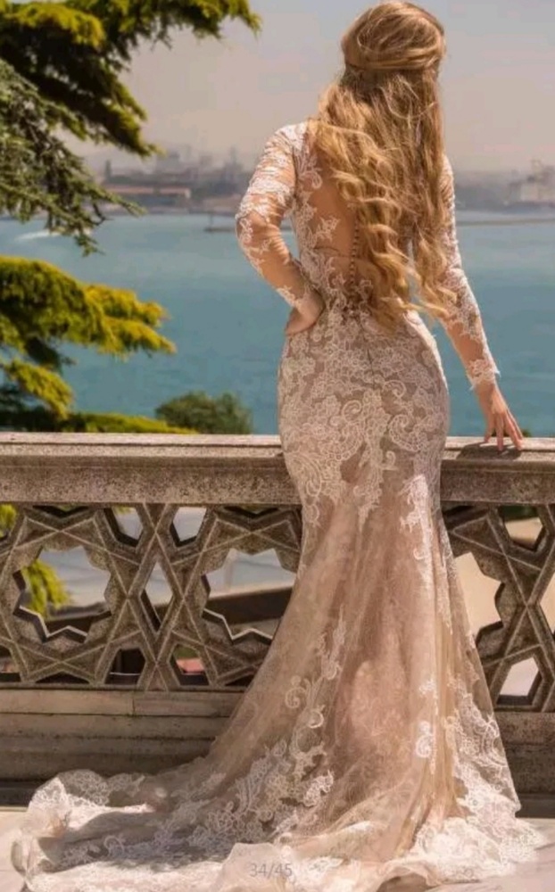 Mermaid style wedding dress